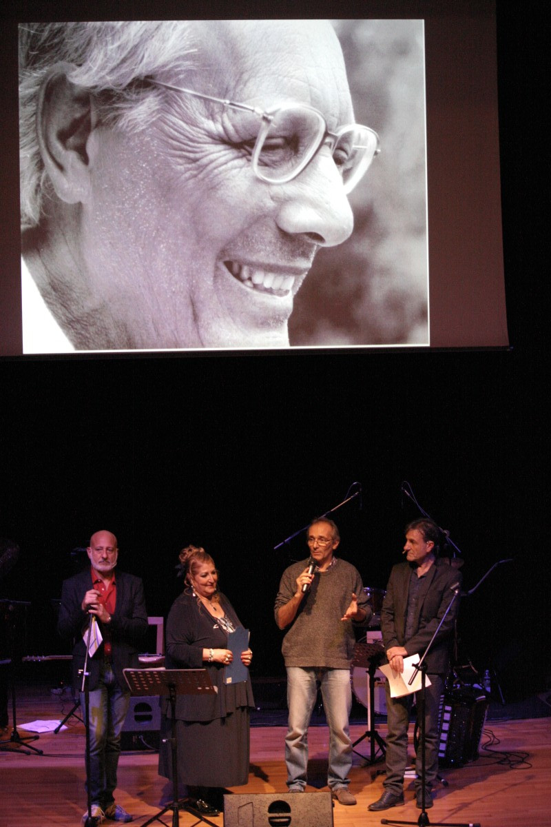 Roberto Guaglianone illustra il progetto 'Scarp de Tenis'